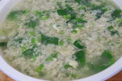 娱乐吃瓜酱鸡蛋汤视频,揭秘美食与娱乐的跨界融合 娱乐吃瓜酱鸡蛋汤视频,揭秘美食与娱乐的跨界融合