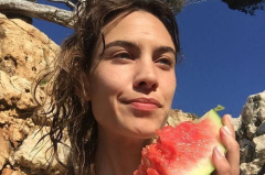 外国娱乐圈吃瓜,揭秘明星们的幕后故事与八卦传闻 外国娱乐圈吃瓜,揭秘明星们的幕后故事与八卦传闻