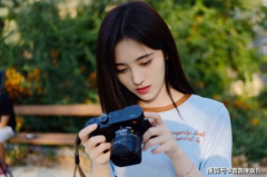 娱乐圈吃瓜小达人,揭秘明星幕后故事 娱乐圈吃瓜小达人,揭秘明星幕后故事